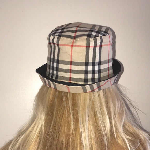 Brand new BURBERRY vintage bucket hat main image 6